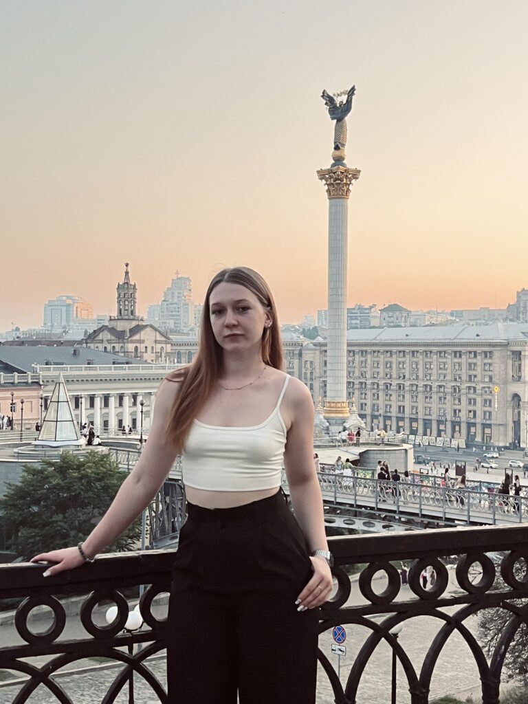 Ворона Вікторія
